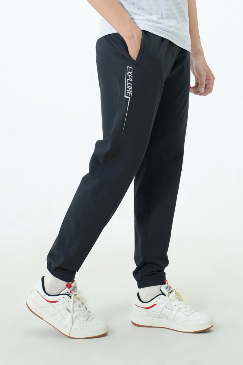 Quần thể thao nam Novelty Regular fit đen NQTMMDMPSR240469D