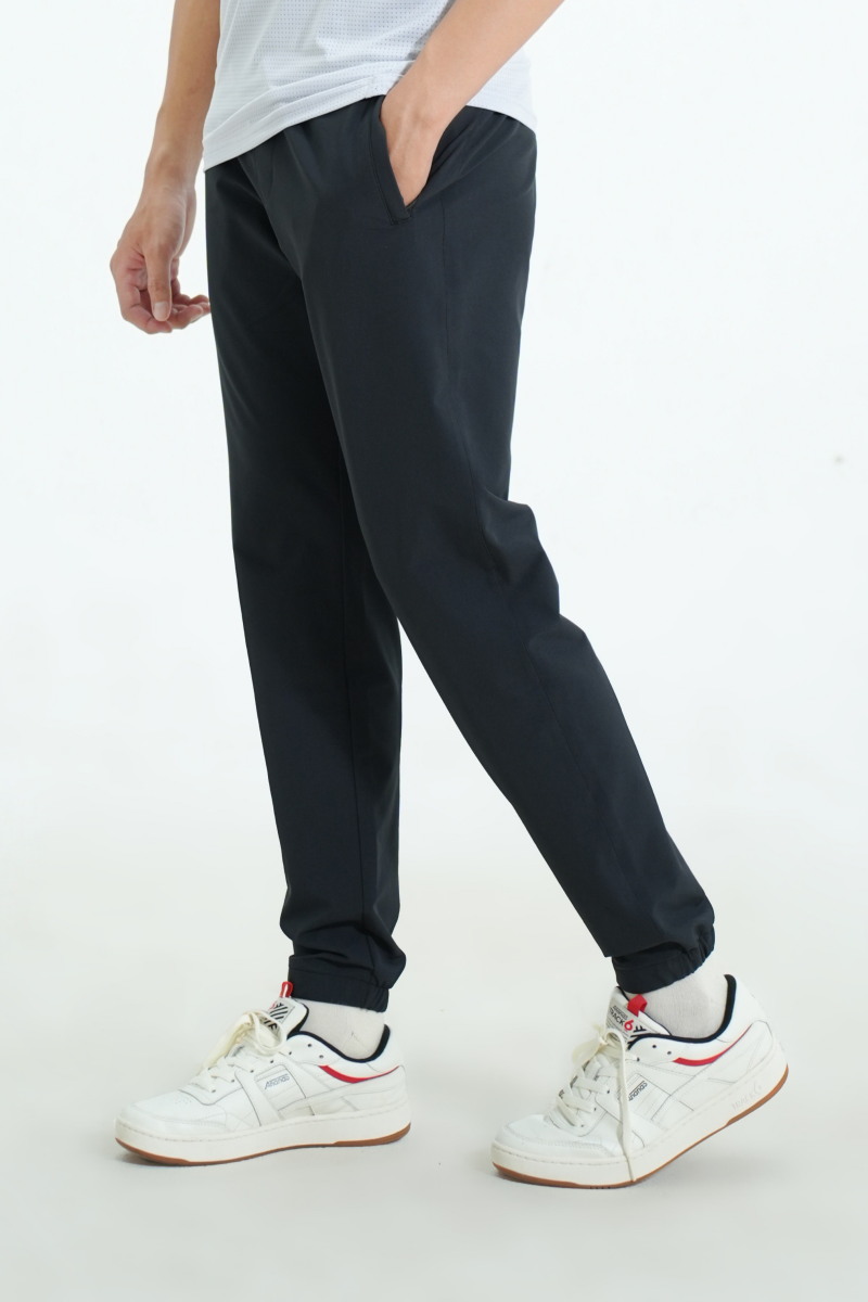 Quần thể thao nam Novelty Regular fit đen NQTMMDMPSR240469D