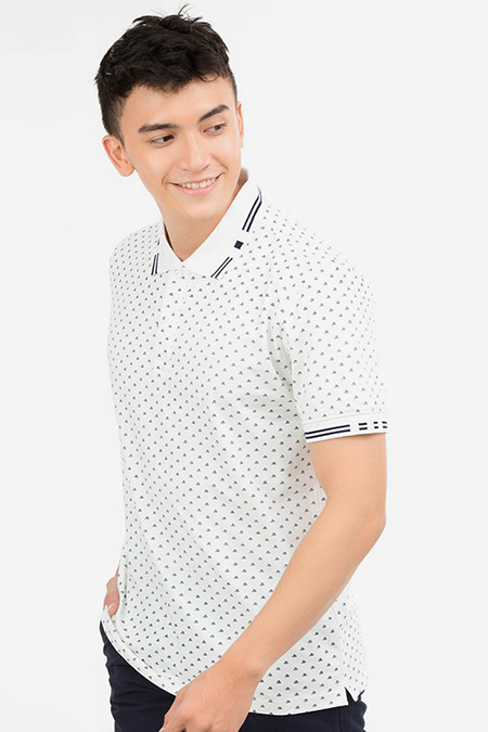 Áo Polo nam Novelty Regular fit in họa tiết màu trắng NATMINMCSR180028N