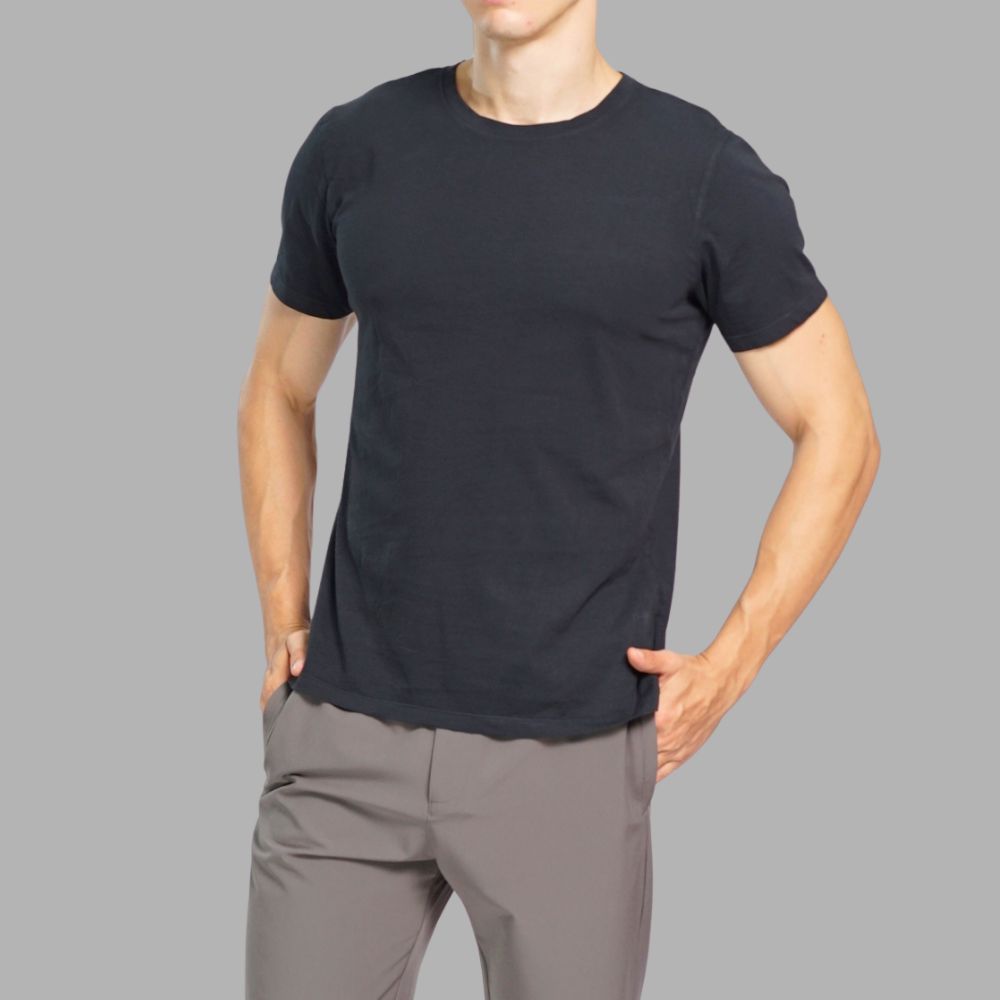 ÁO THUN COTTON CỔ TRÒN MÀU ĐEN NOVELTY NATMMDMCTR240180N