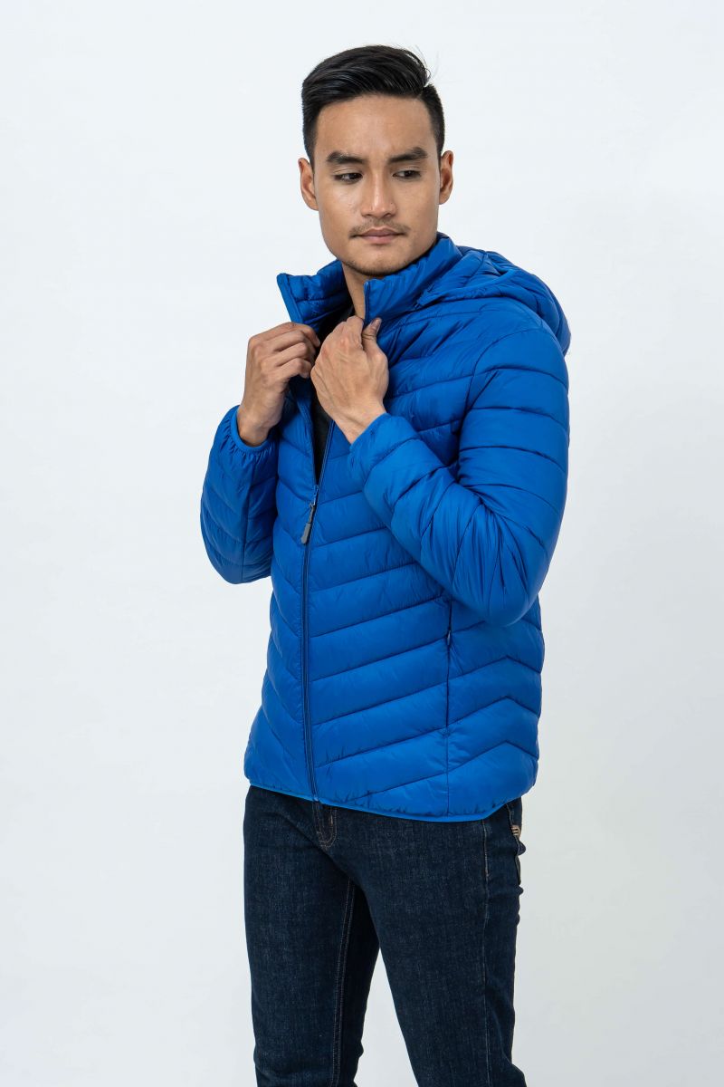 Áo Jacket nam Novelty 03 lớp lông vũ màu xanh Coban 1805334 chần xéo