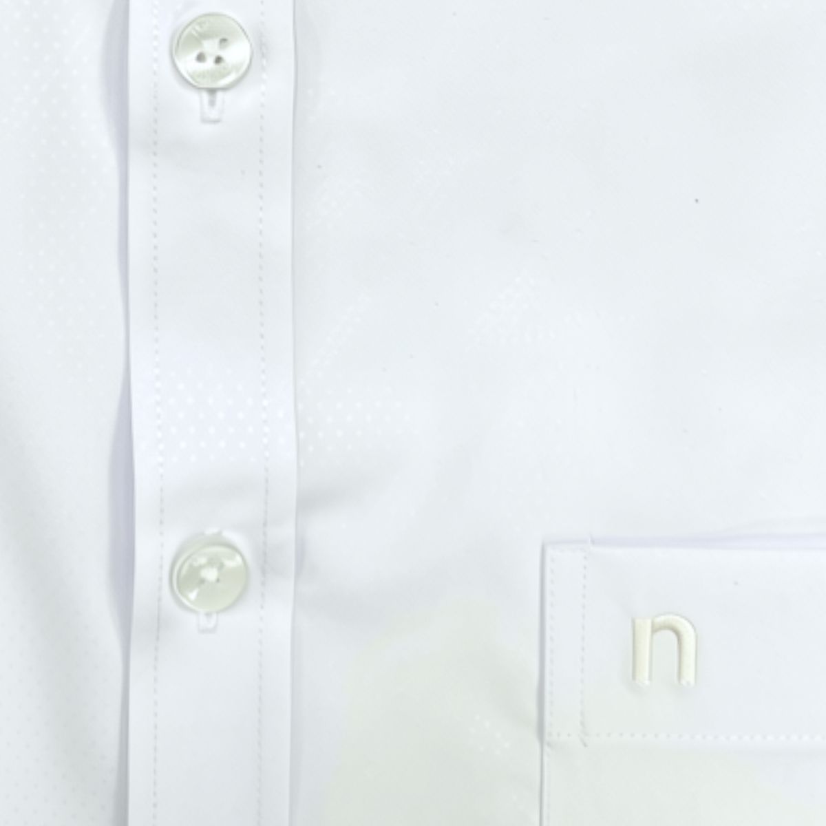 ÁO SƠ MI NAM DÀI TAY NOVELTY REGULAR FIT SPUN MODAL TRƠN MÀU TRẮNG CÓ VÂN NSMMMWMT2R261009D